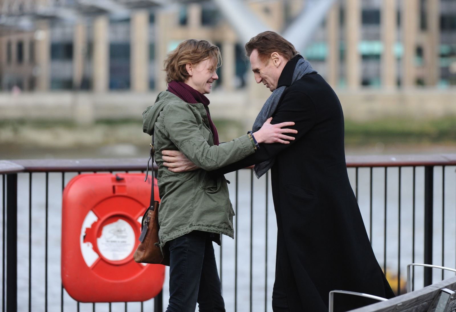 gallery-1487269675-love-actually-4